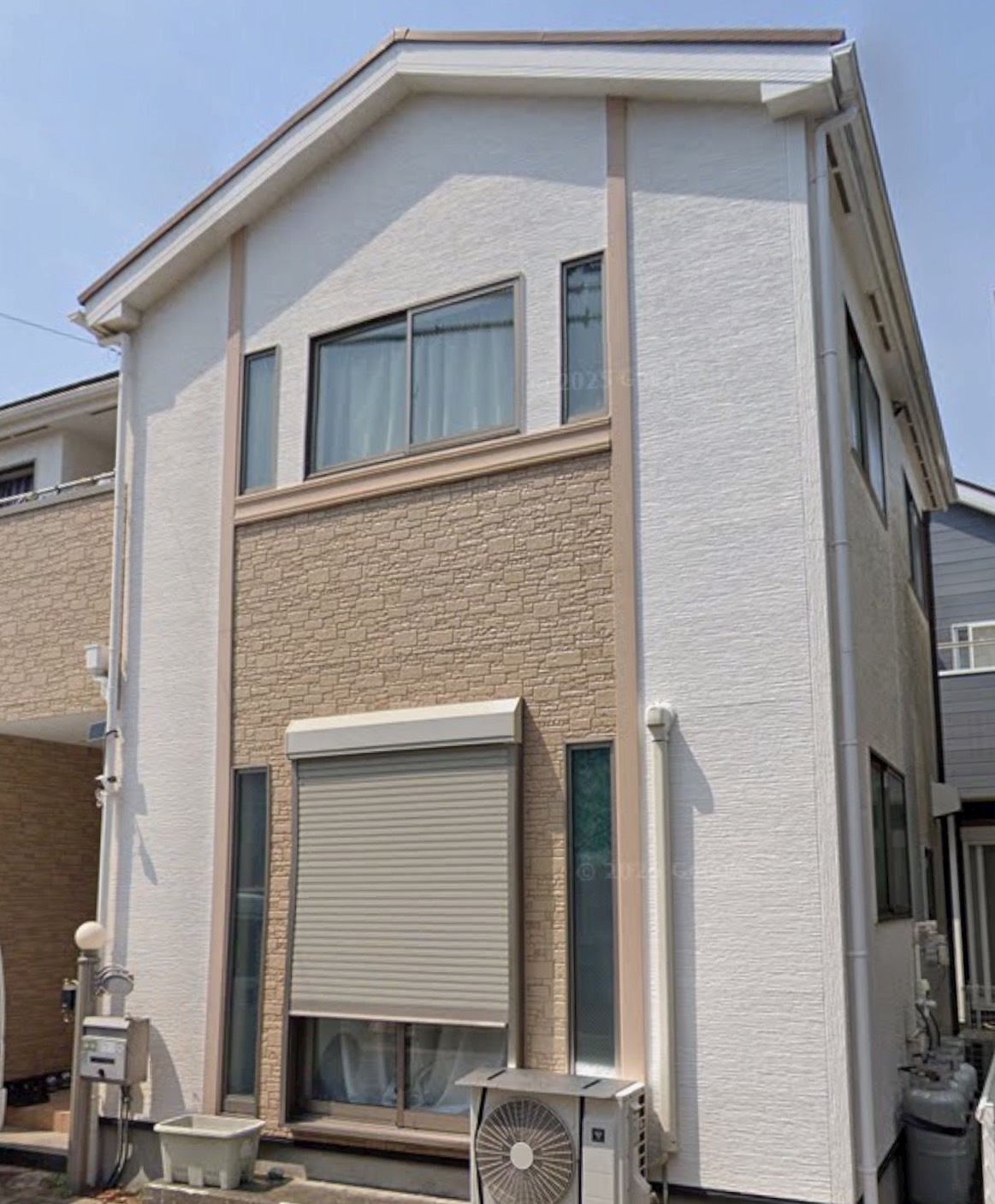 横須賀市E様邸の外壁塗装施工事例 1級塗装技能士による施工